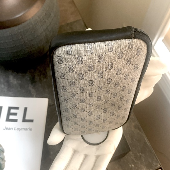 Gucci Vintage Small Clutch Authentic - Picture 5 of 11